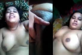 Desi gf shows her big boobs on video call with her horny bf